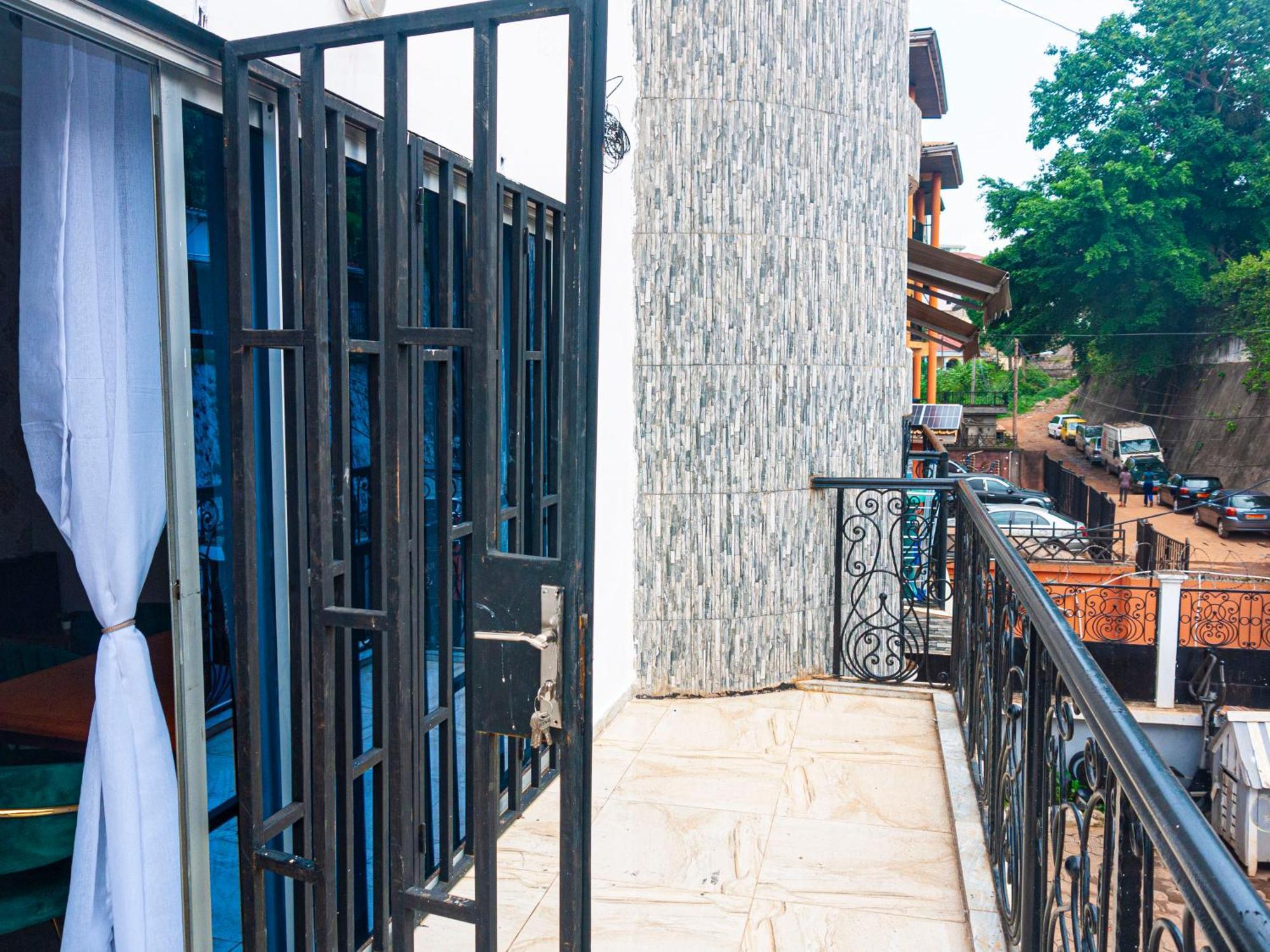 L'Experience Apartment Yaoundé Exterior photo